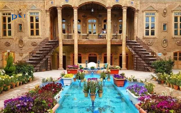 جاهای دیدنی نزدیک به هتل  قصر طلایی مشهد